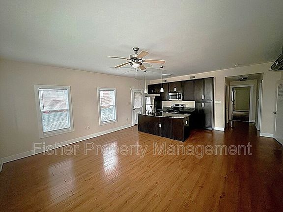 4th image of 925 Porter St #A