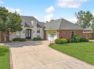 114 General Lee Dr, Hahnville, LA 70057