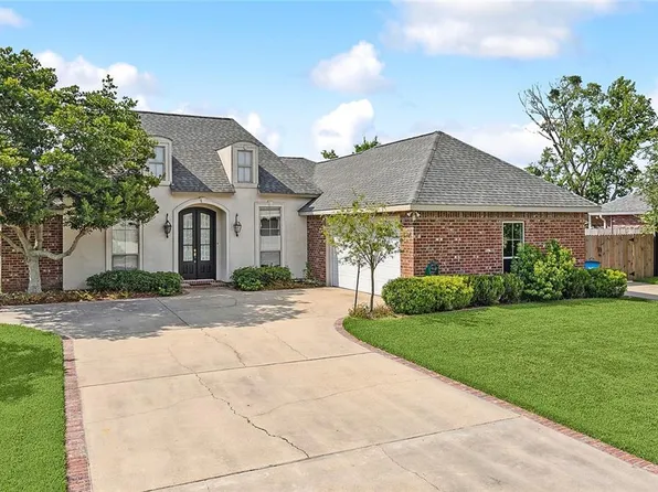 114 General Lee Dr, Hahnville, LA 70057