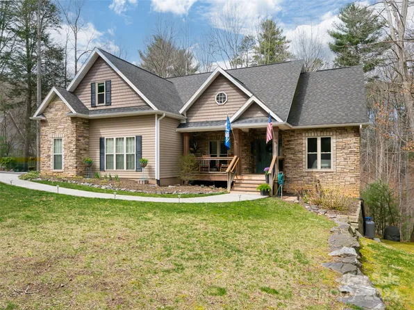 15 Gaston Mountain Rd, Asheville, NC 28806
