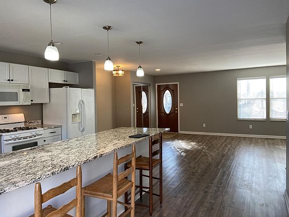 5th image of 1159 Clearwater Blvd