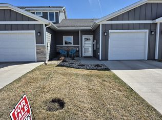 9305 W Ark Pl, Sioux Falls, SD 57106
