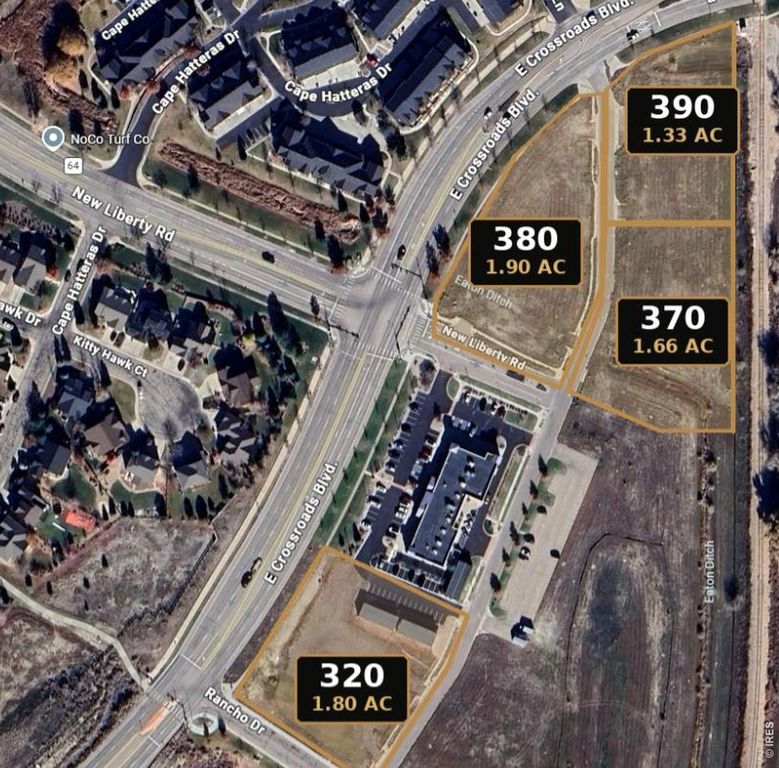 320 Crossroads Blvd