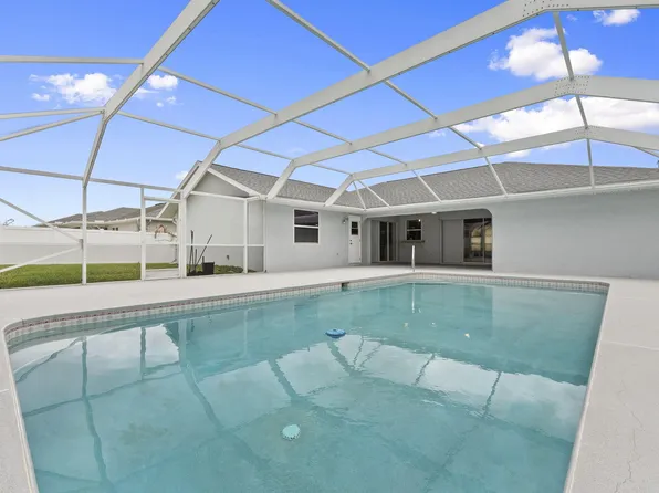 2452 SW Fair Isle Road, Port St Lucie, FL 34987