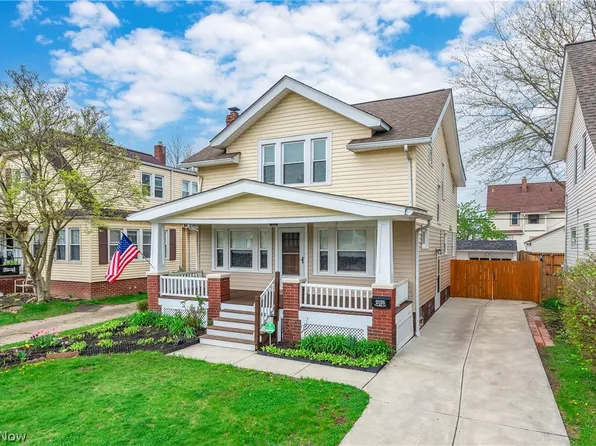 2126 Elbur Ave, Lakewood, OH 44107