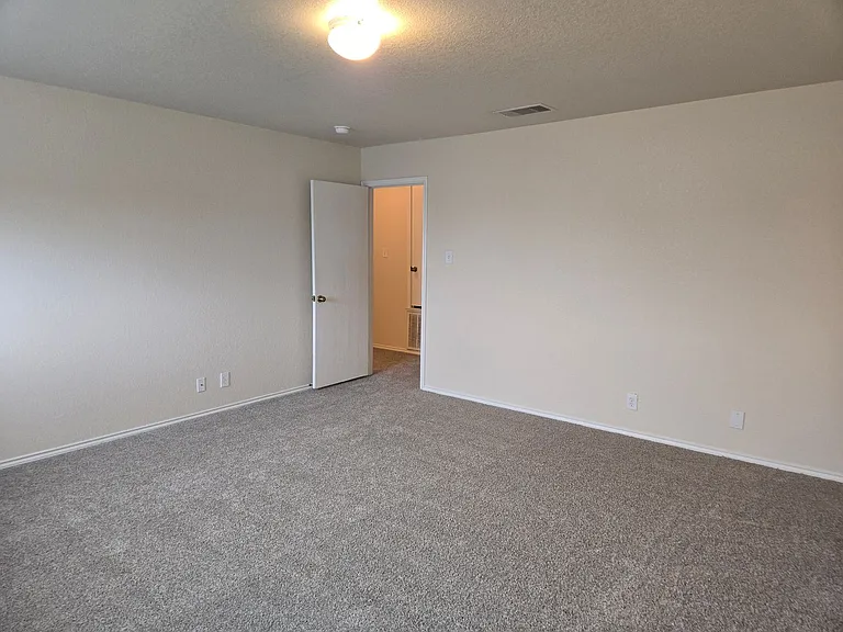 6515 Kestrel Ln — Photo 15