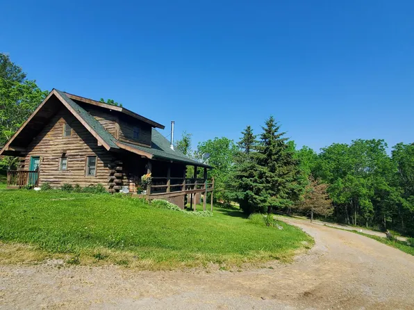 2579 Condry Rd, Platteville, WI 53818