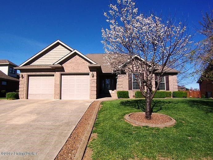 111 Fairway Hill