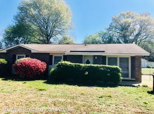 304 Pecan Tree Dr, Montgomery, AL 36109
