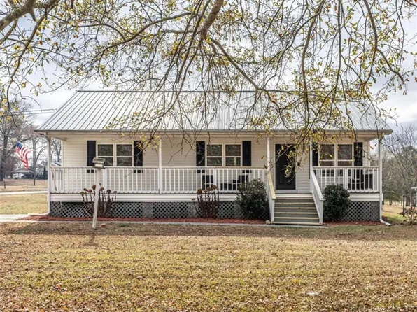 113 Baxter Rd SE, Calhoun, GA 30701