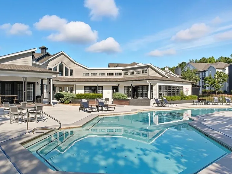 626 Shug Jordan Pkwy — Photo 7