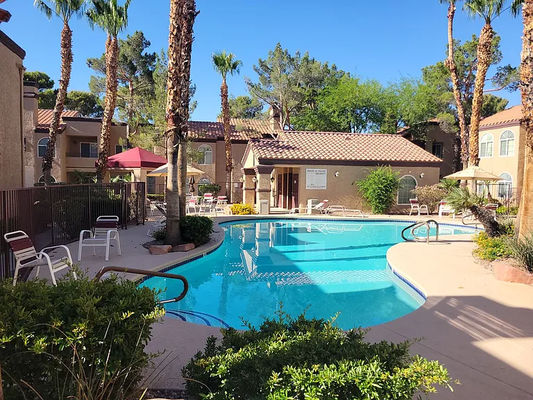 9325 W Desert Inn Rd #3 — Photo 17