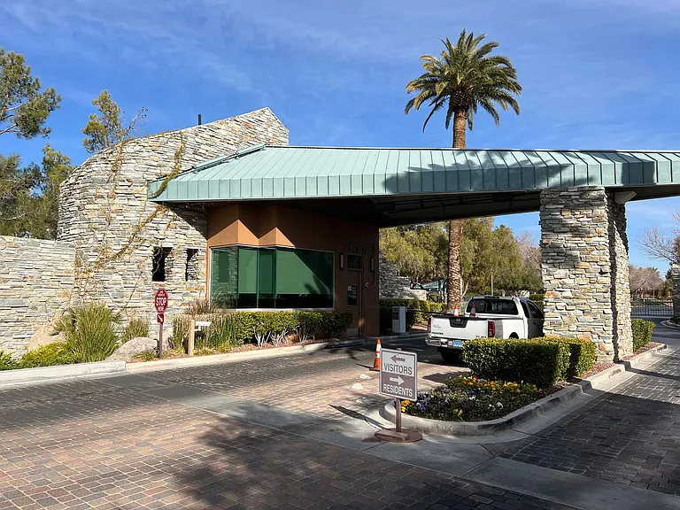 10895 Iris Canyon Ln — Photo 42