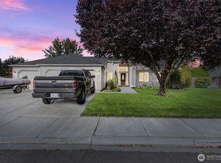 905 N Pittsburg St, Kennewick, WA 99336