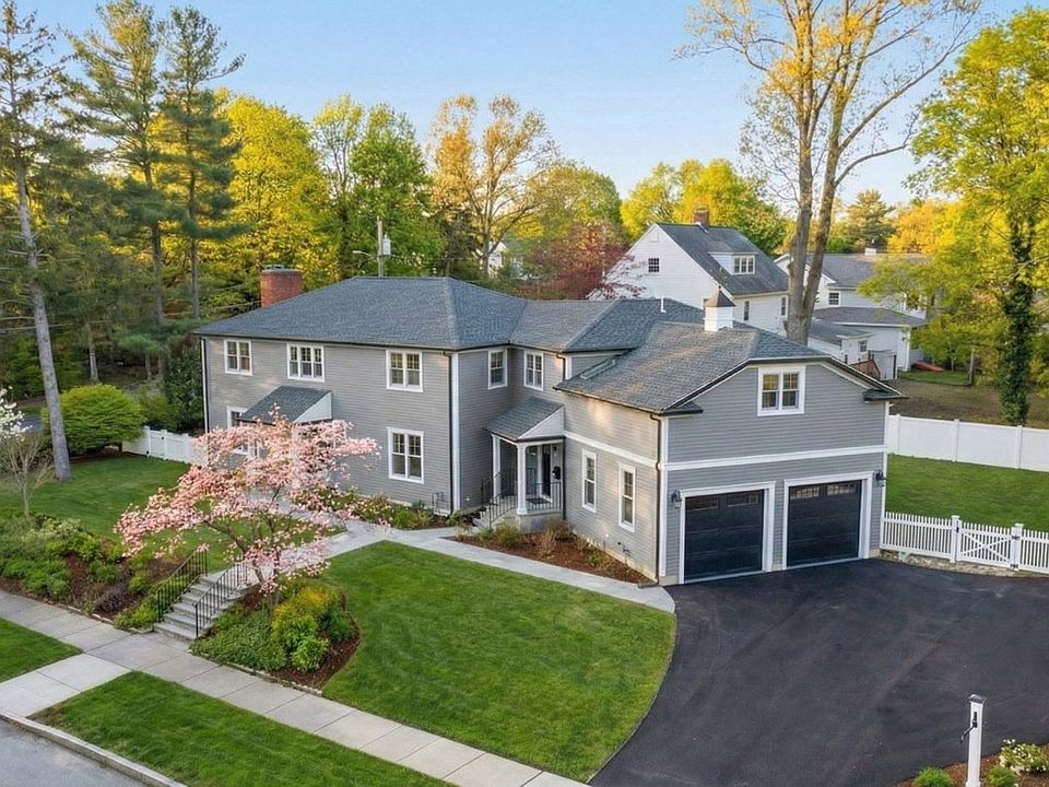 1st image of 150 Country Club Rd #150