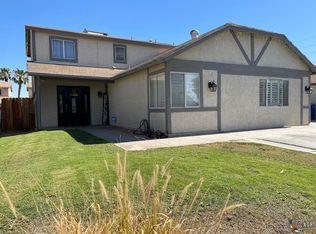 2030-8 W Holt Ave, El Centro, CA 92243