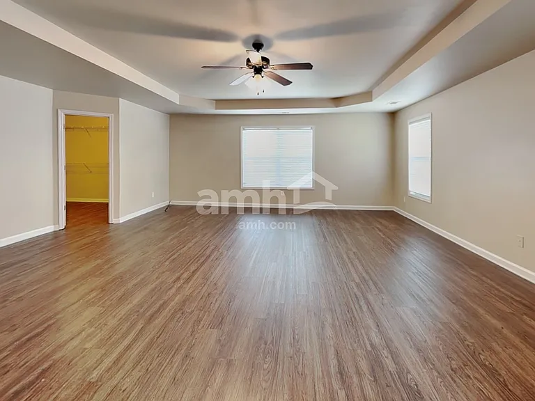 148 Crescent Woode Dr — Photo 12