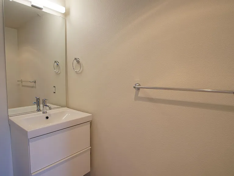 5080 NE 33rd Ave #1 — Photo 15