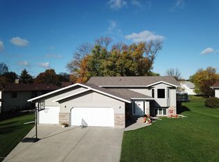 809 Westgate Dr, Hawley, MN 56549