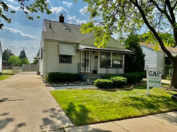 17092 Valade St, Riverview, MI 48193