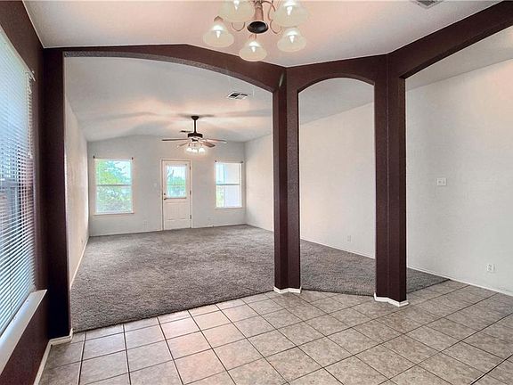 5th image of 108 Brooke St