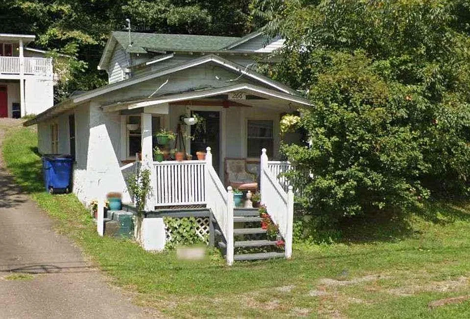 266 Cragmont Rd