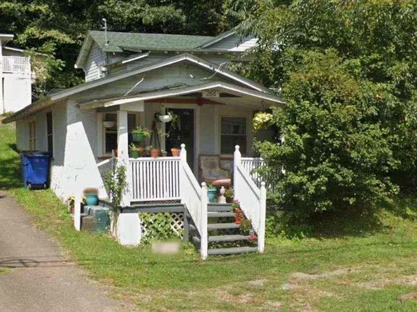 266 Cragmont Rd, Black Mountain, NC 28711