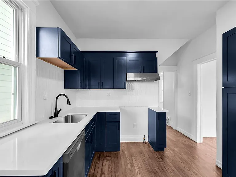 5934 Vermont St — Photo 4