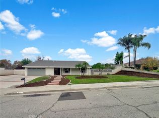 5540 Royal Hill Dr, Riverside, CA 92506