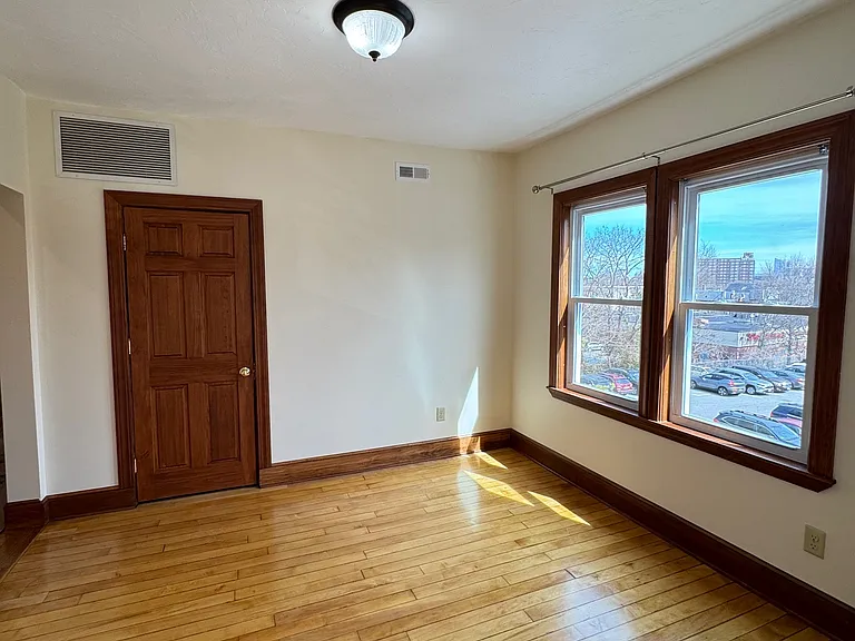 114 Line St #3 — Photo 12