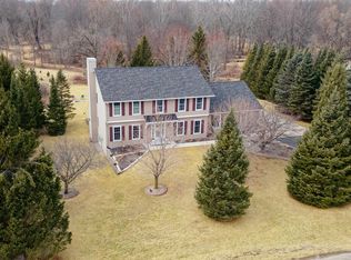 W9264 Lamise Way, Appleton, WI 54944