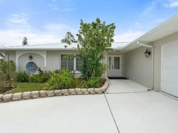 4648 Orlando Cir, Bradenton, FL 34207