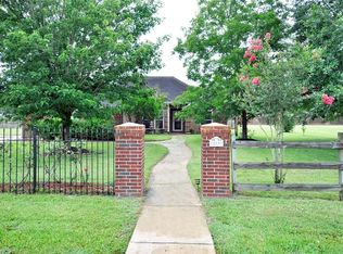 1203 Raven Ln, Richmond, TX 77469