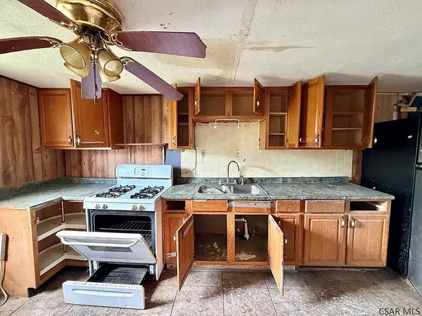431 Finch St, Johnstown, PA 15905