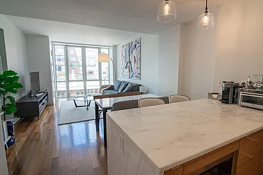 Rented by Green City Realty