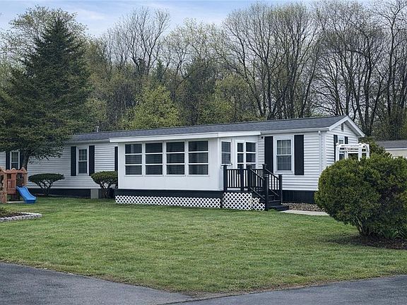 2nd image of 77 Wright Way