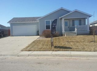 1607 Pathfinder Cir, Gillette, WY 82716