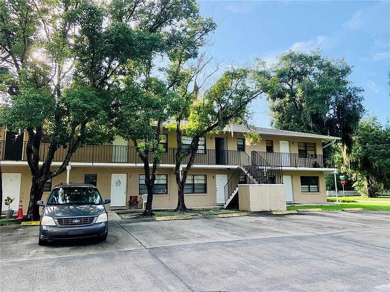1st image of 501 W Ohio Ave #8