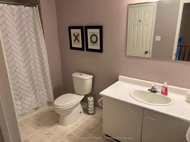 146 Settlers Way #32 — Photo 16