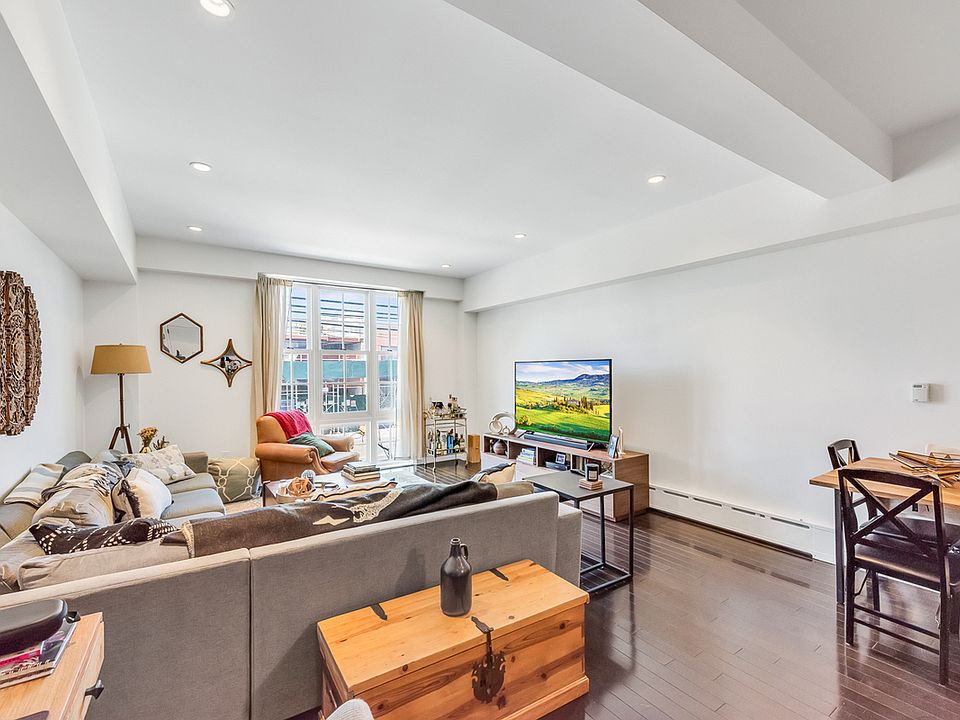 1st image of 30-11 21st St #2C