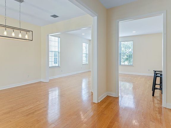 3rd image of 3687 Esplanade Way