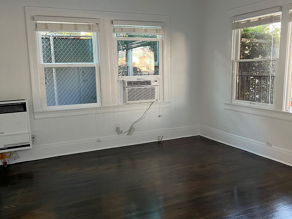 1st image of 1715 Hillhurst Ave
