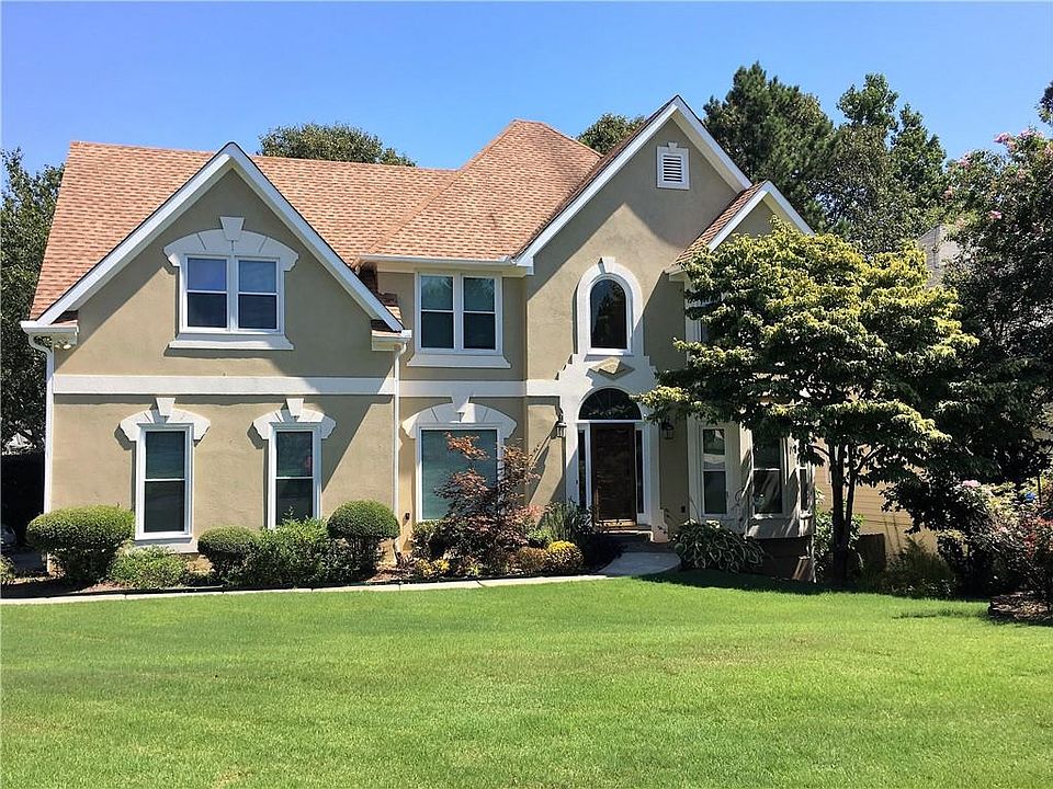 1st image of 525 Oak Landing Dr