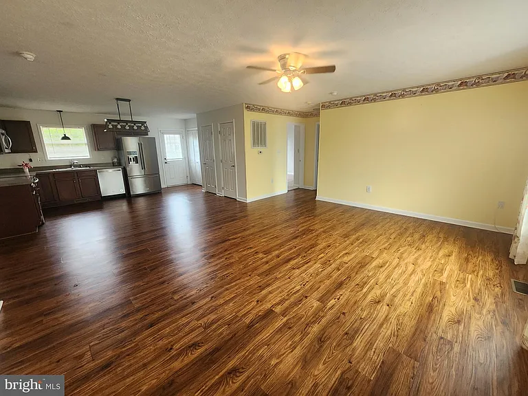 227 Tather Dr — Photo 7