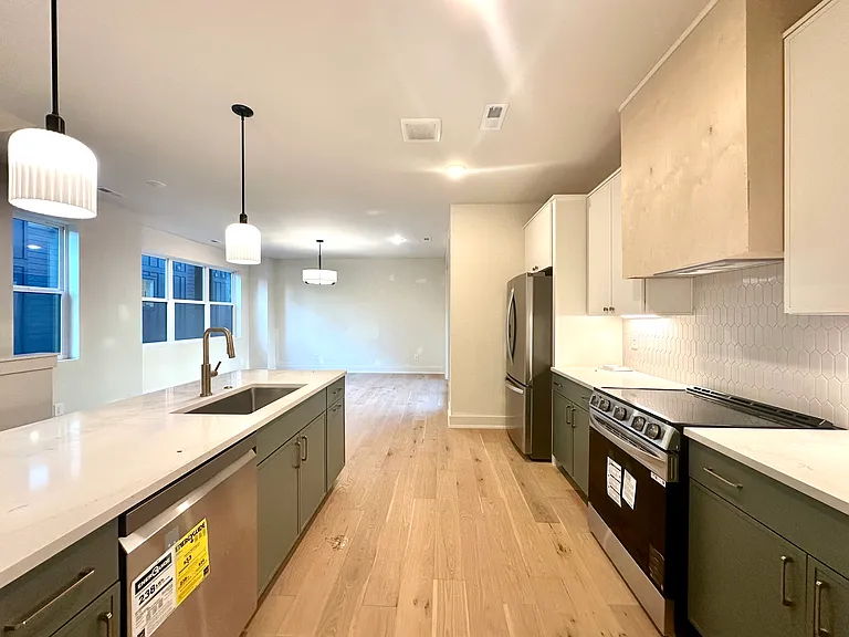 979 Dozier Pl — Photo 5