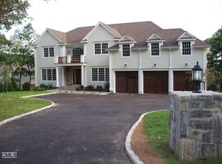 37 Vineyard Ln #15B, Stamford, CT 06904