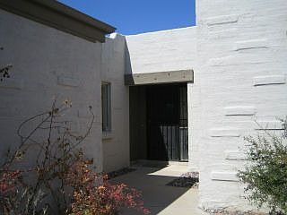 FRONT ENTRANCE COURTYARD