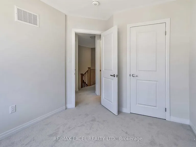 40 Sissons Way — Photo 26