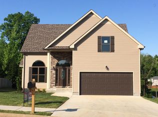 1240 Freedom Dr, Clarksville, TN 37042