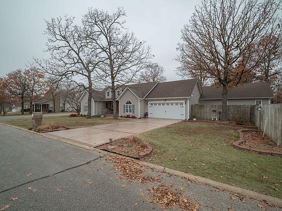 2nd image of 1807 W Marigold Drive